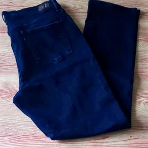 Perfectly Slimming 512 Levi's Blue Jeans